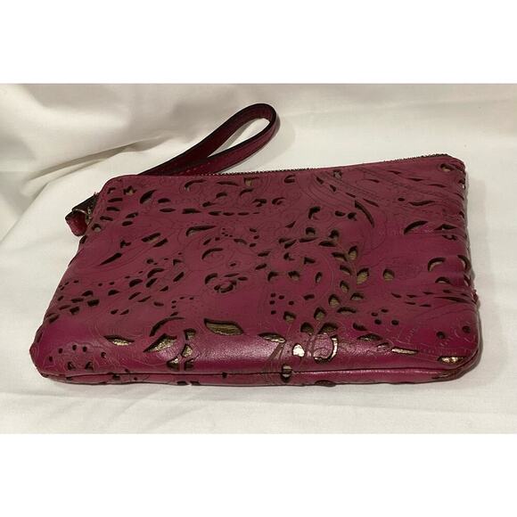 Patricia Nash laser cut  frame leather wristlet/clutch - Picture 2 of 5